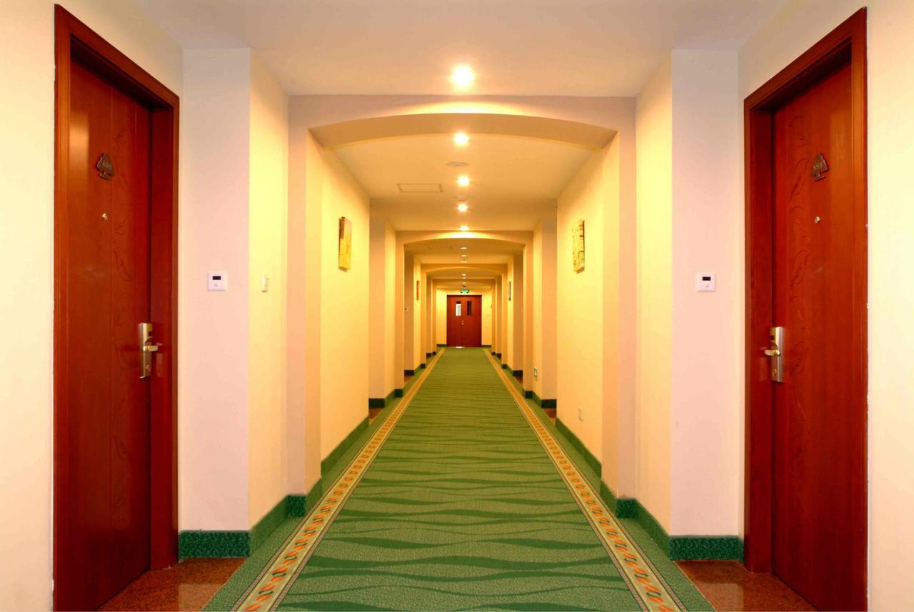 Greentree Inn Beijing Yanqing District Gaota Road Express Hotel Exteriör bild